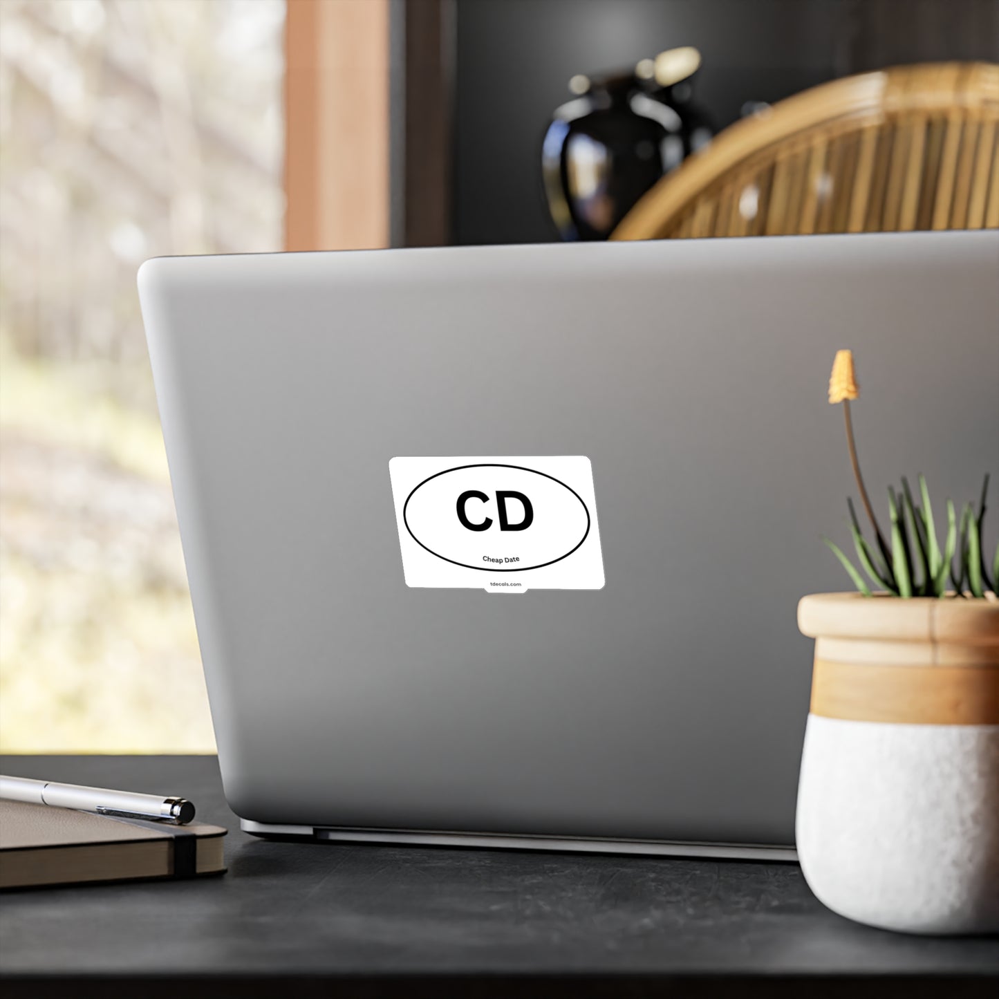 CD Kiss-Cut Vinyl Decal - Stylish Sports Decor for Fans