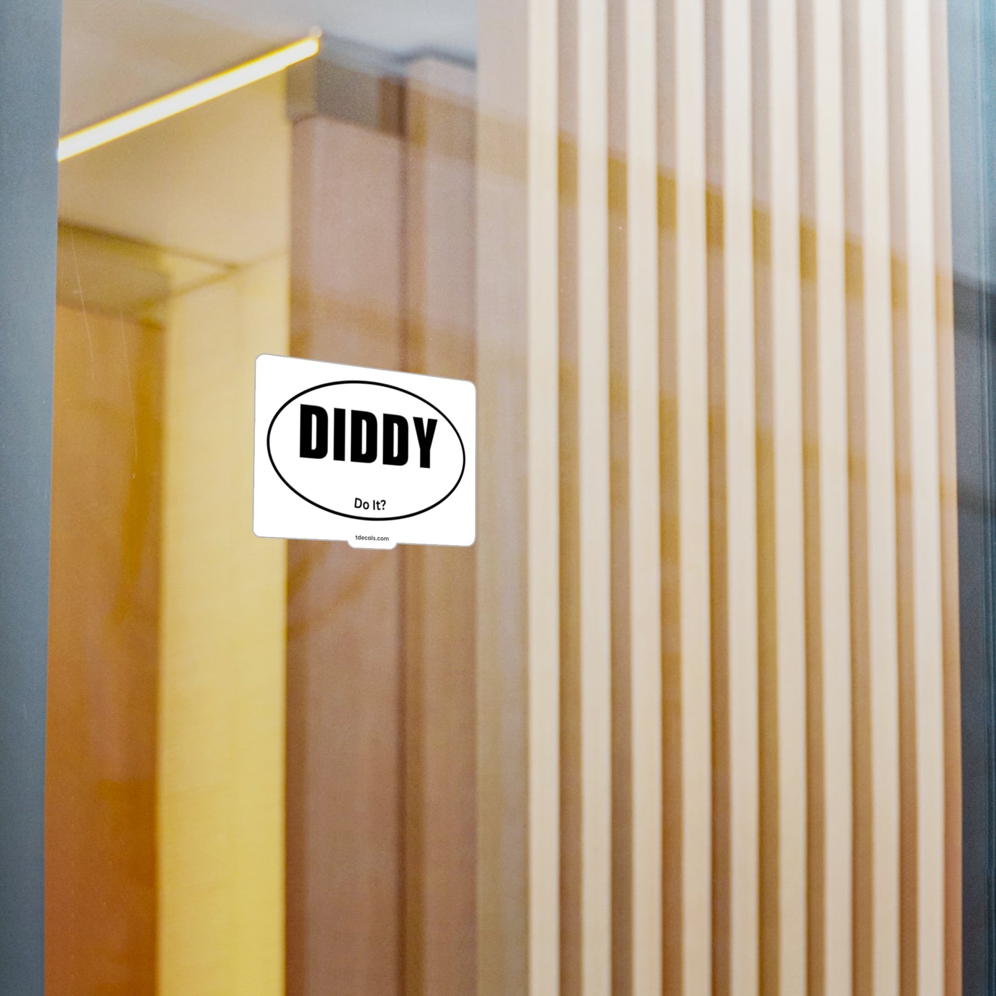 DIDDY Kiss-Cut Vinyl Decal - Stylish Sports Decor for Fans