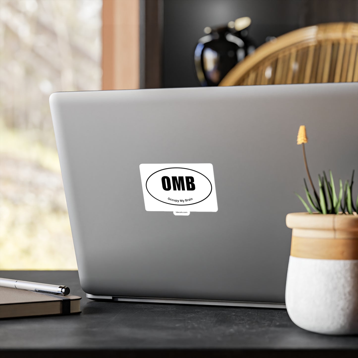 OMB Kiss-Cut Vinyl Decal - Stylish Sports Decor for Fans
